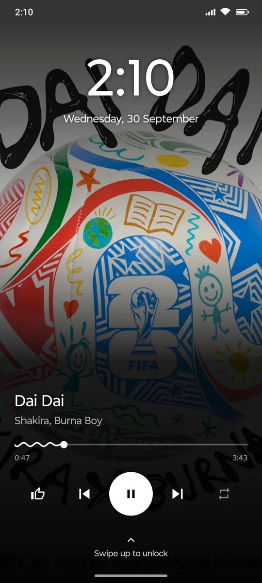 Lock screen player: Full-screen art with big controls